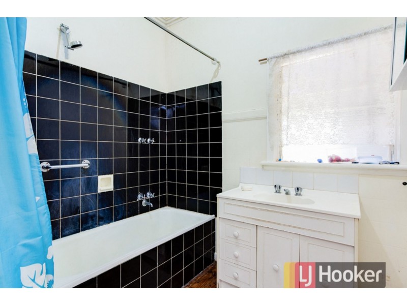 120 Railway Parade, Noble Park VIC 3174