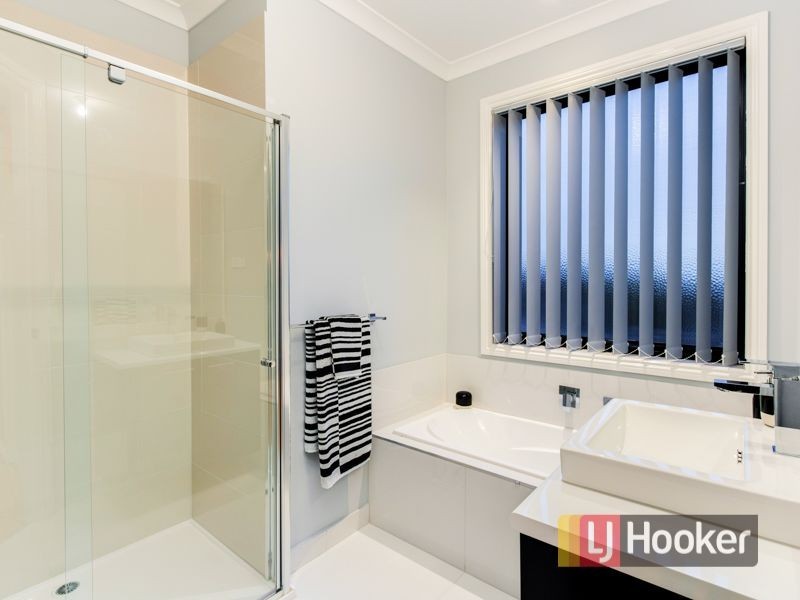 25B Lilly Pilly Avenue, Doveton VIC 3177