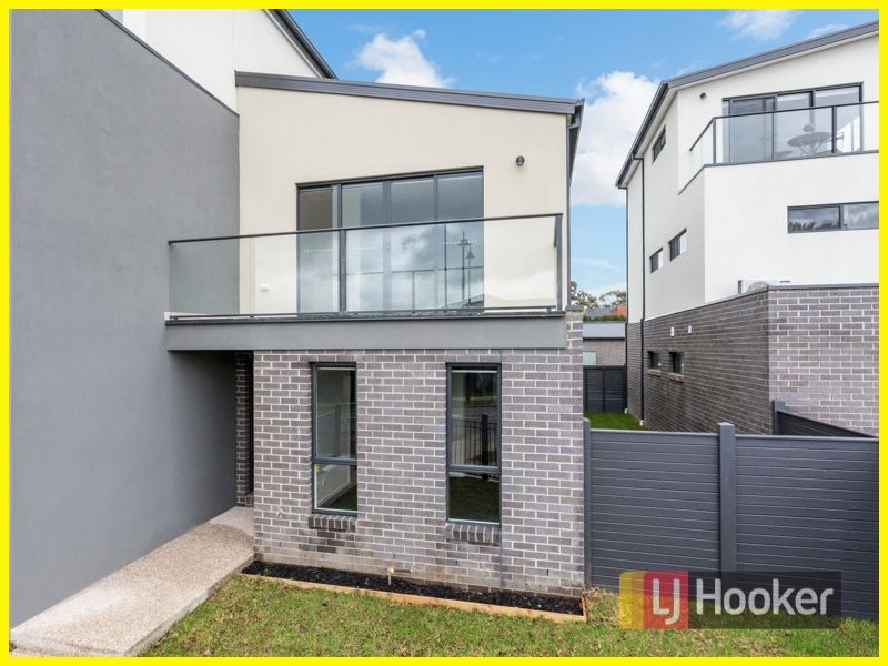 5A Arbour Rise, Pakenham VIC 3810