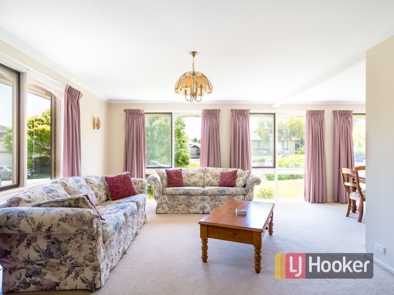 11 Tufnel Court, Endeavour Hills VIC 3802