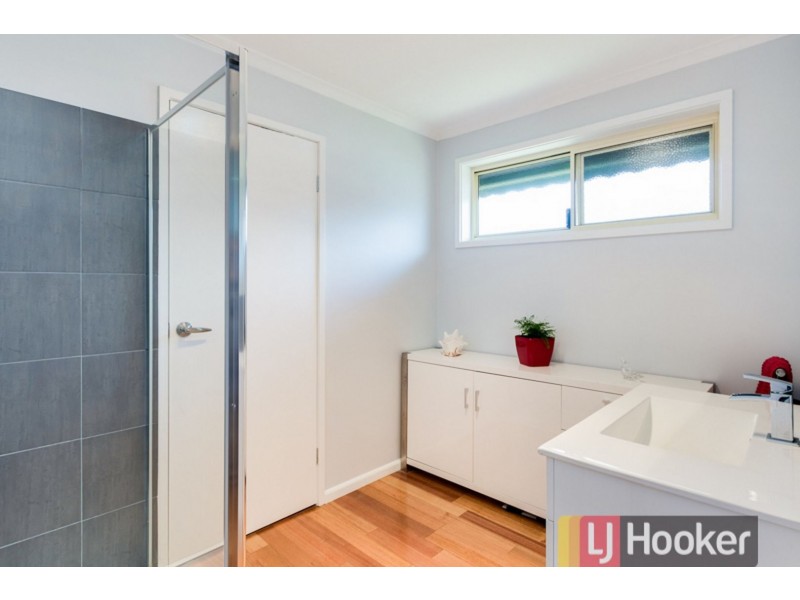 1/32 Olive Road, Eumemmerring VIC 3177