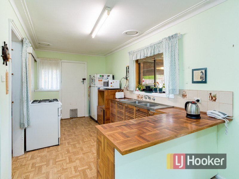 52 Charles Avenue, Hallam VIC 3803