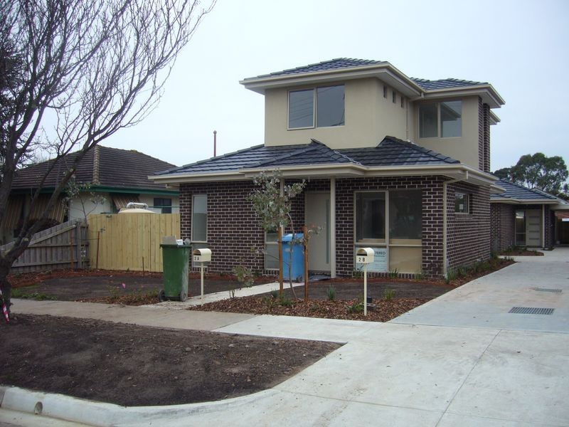 1/2 Deakin Crescent, Dandenong North VIC 3175