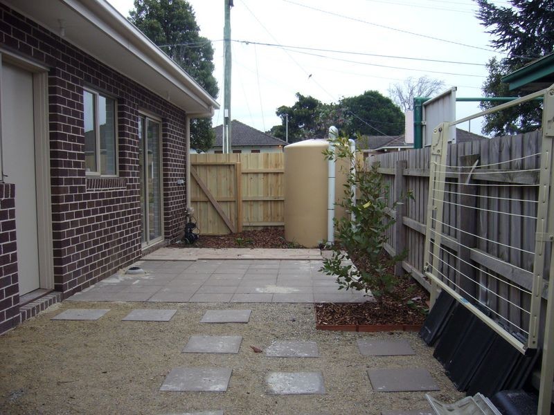 1/2 Deakin Crescent, Dandenong North VIC 3175