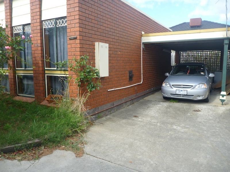 1/28 Olive Road, Eumemmerring VIC 3177