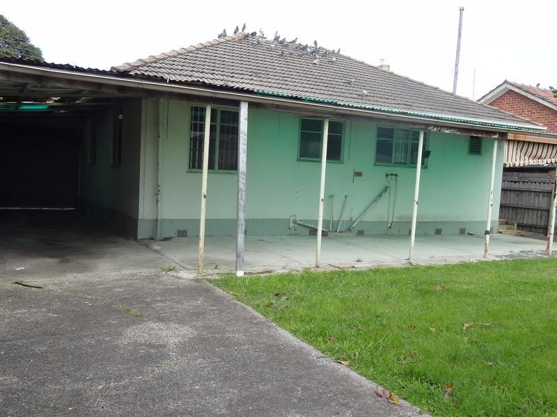 34 Kanooka Grove, Doveton VIC 3177