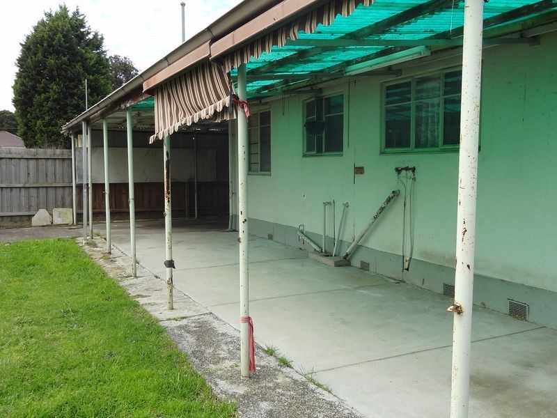 34 Kanooka Grove, Doveton VIC 3177