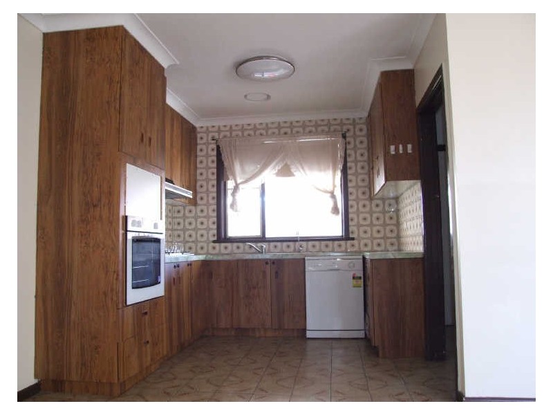 40 Liege Avenue, Noble Park VIC 3174