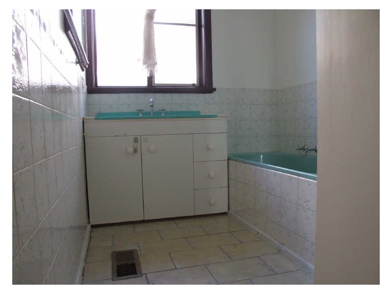 40 Liege Avenue, Noble Park VIC 3174