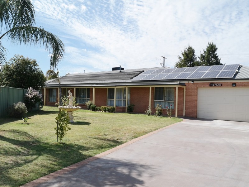 67 Woodlands Circuit, Echuca VIC 3564