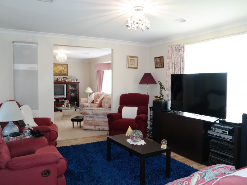 67 Woodlands Circuit, Echuca VIC 3564