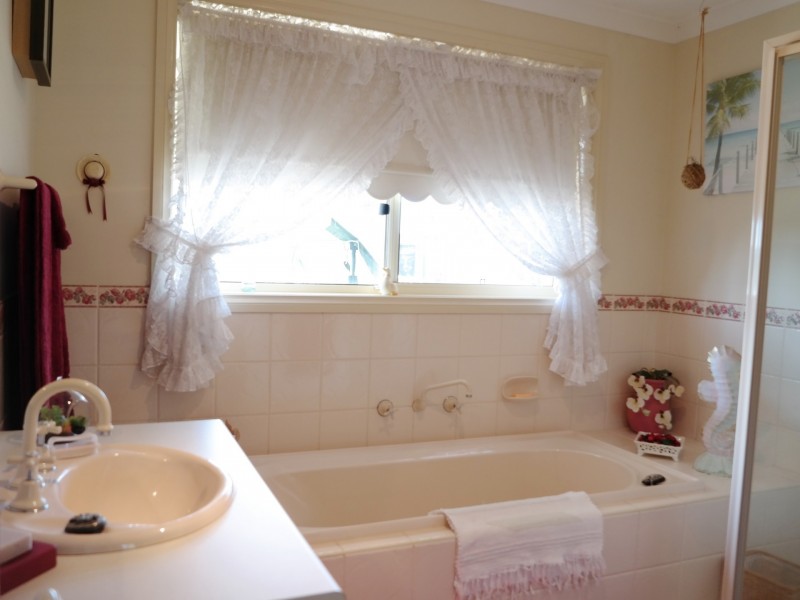 67 Woodlands Circuit, Echuca VIC 3564