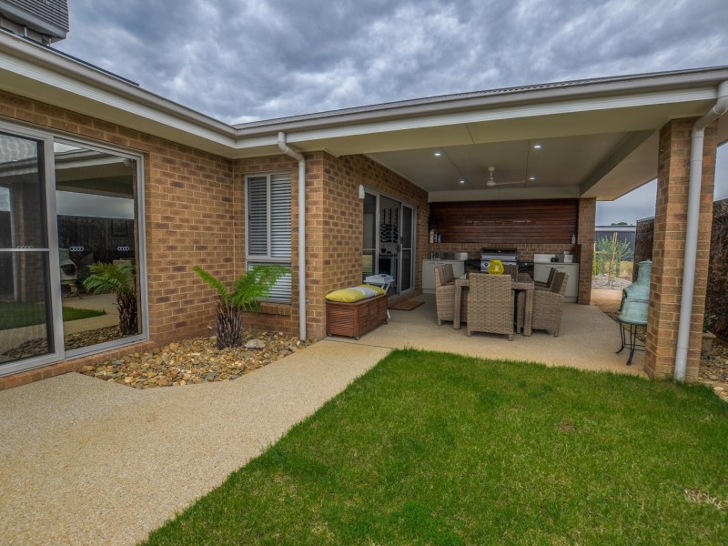 5 Hakea Court, Moama NSW 2731