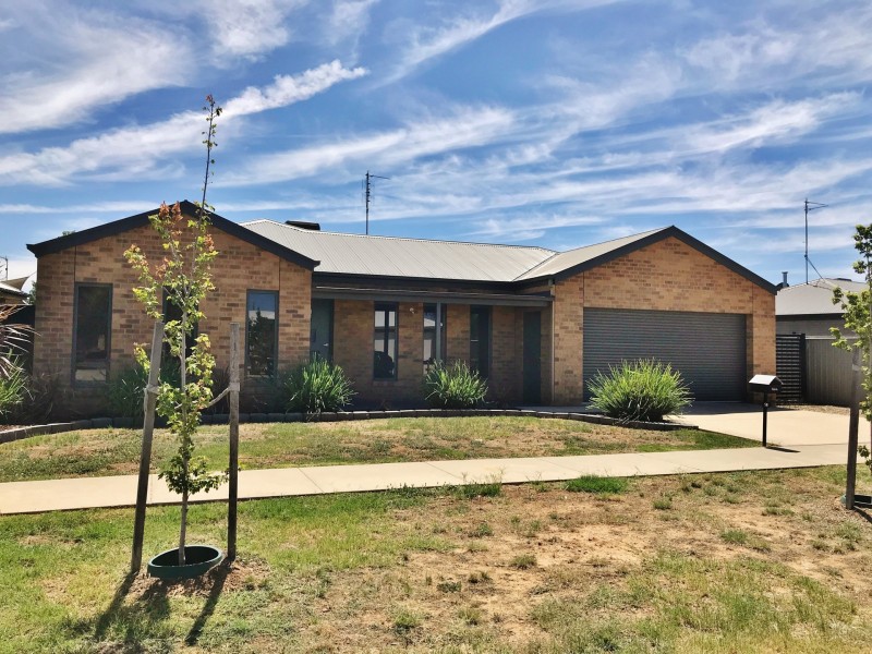 14 Sunset Avenue, Echuca VIC 3564