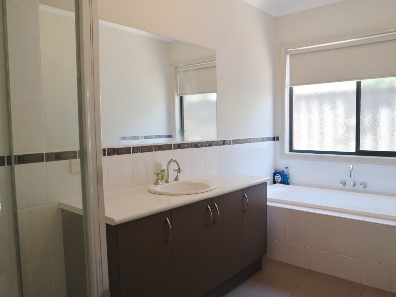 14 Sunset Avenue, Echuca VIC 3564