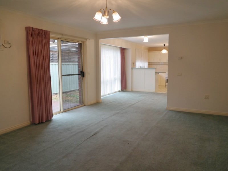 Unit 4/90 Hare Street, Echuca VIC 3564