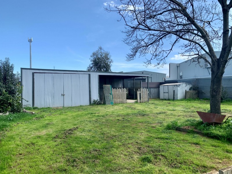 39 Hovell Street, Echuca VIC 3564