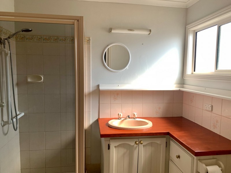 39 Hovell Street, Echuca VIC 3564