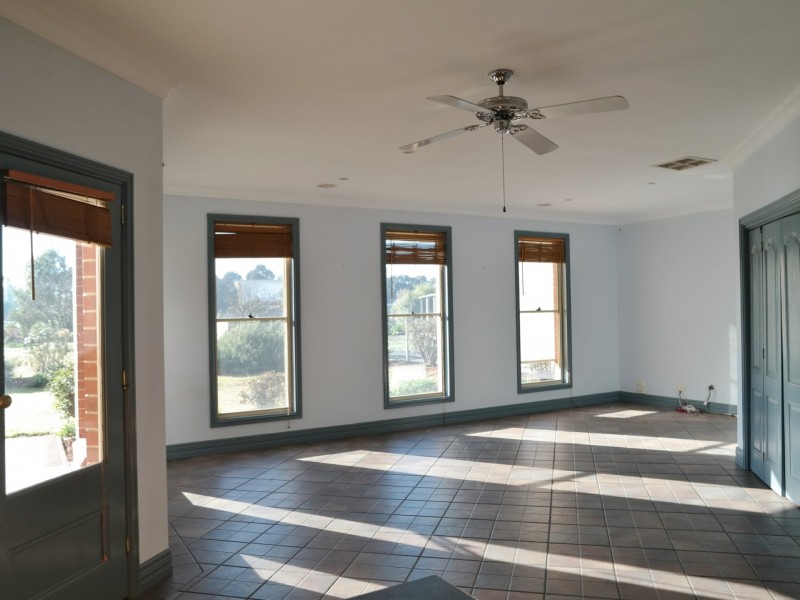 18 Pambula Court, Echuca VIC 3564