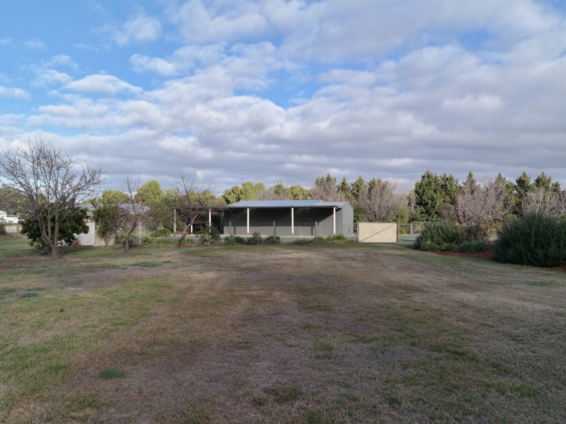 18 Pambula Court, Echuca VIC 3564