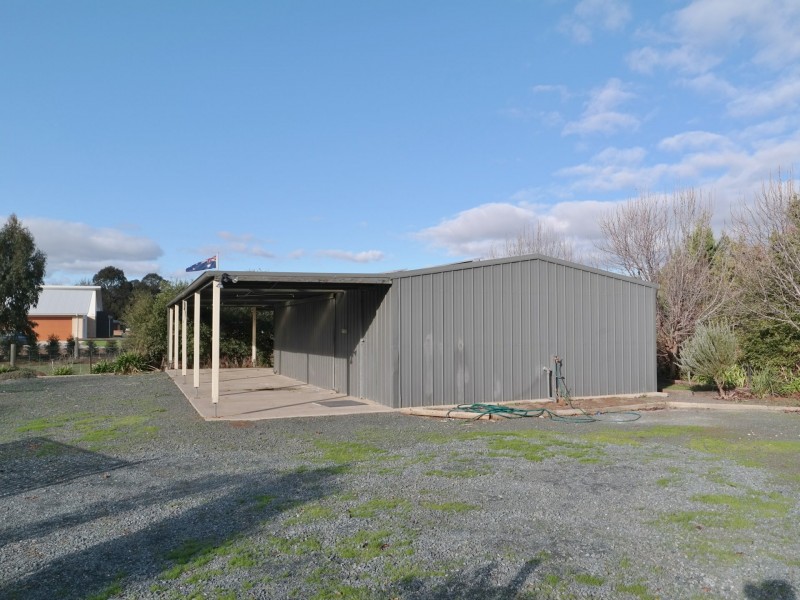 18 Pambula Court, Echuca VIC 3564