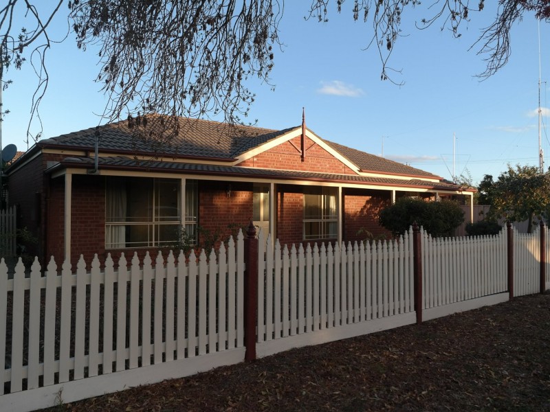 33 Porter Street, Moama NSW 2731
