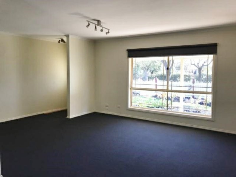 33 Porter Street, Moama NSW 2731