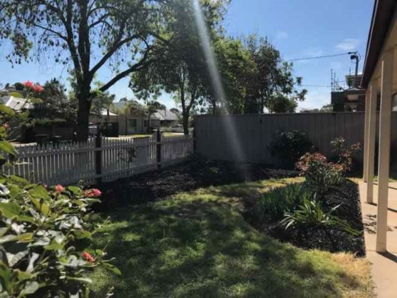 33 Porter Street, Moama NSW 2731