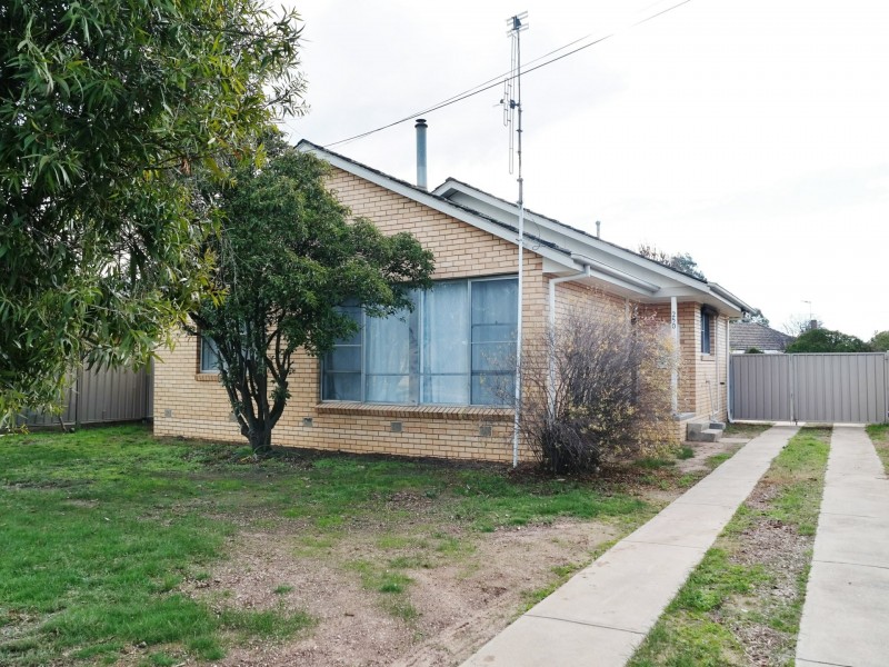 250 Ogilvie Avenue, Echuca VIC 3564