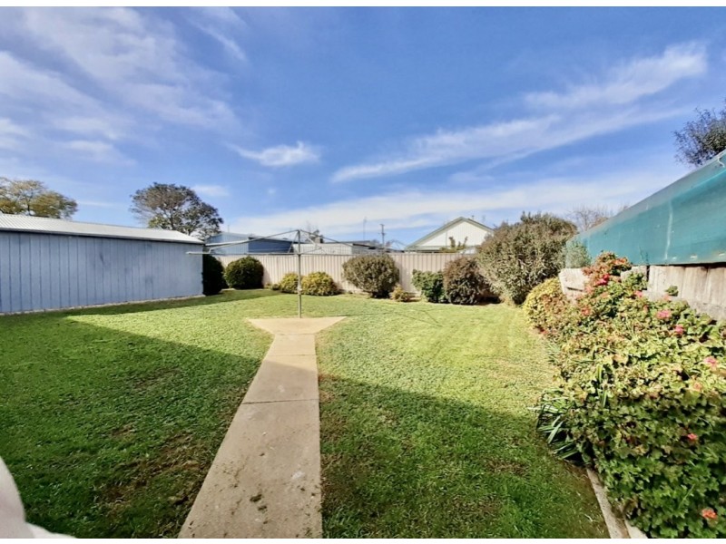 27 Civic Avenue, Echuca VIC 3564