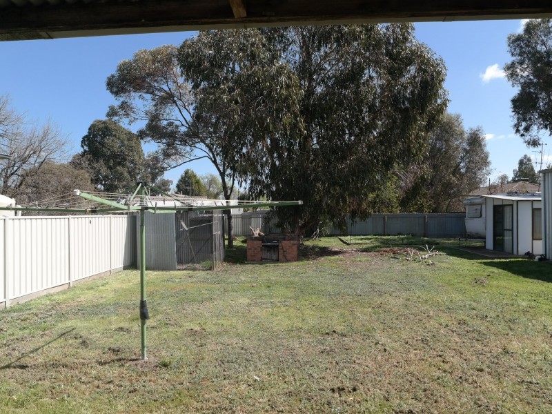 82 Victoria Street, Rochester VIC 3561