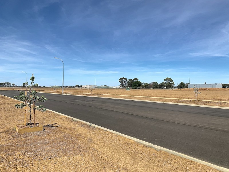 Lot 3/1 Denmark Road, Echuca VIC 3564
