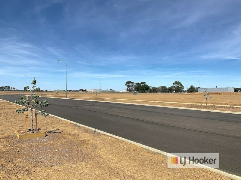 Lot 8/1 Denmark Road, Echuca VIC 3564