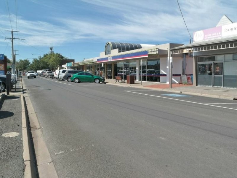 77 Nish Street, Echuca VIC 3564