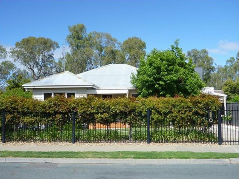 5 Bolton Street, Echuca VIC 3564