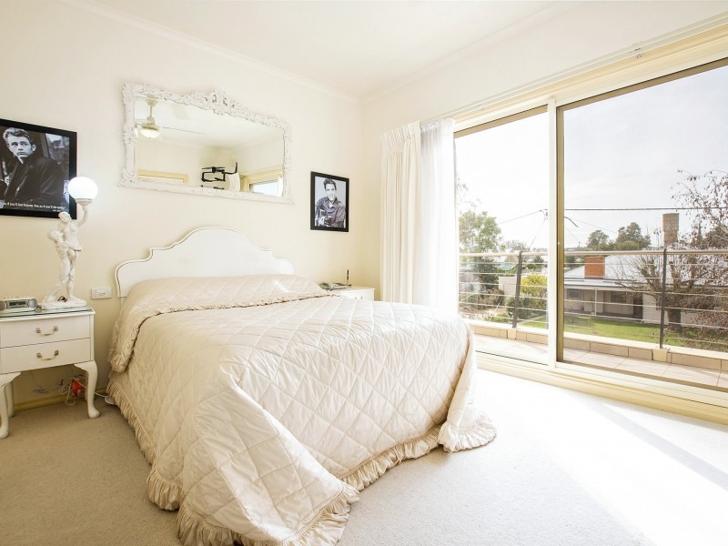 2/17 Murray Street, Echuca VIC 3564