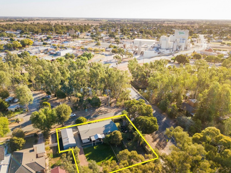 1 Bridge Road, Rochester VIC 3561