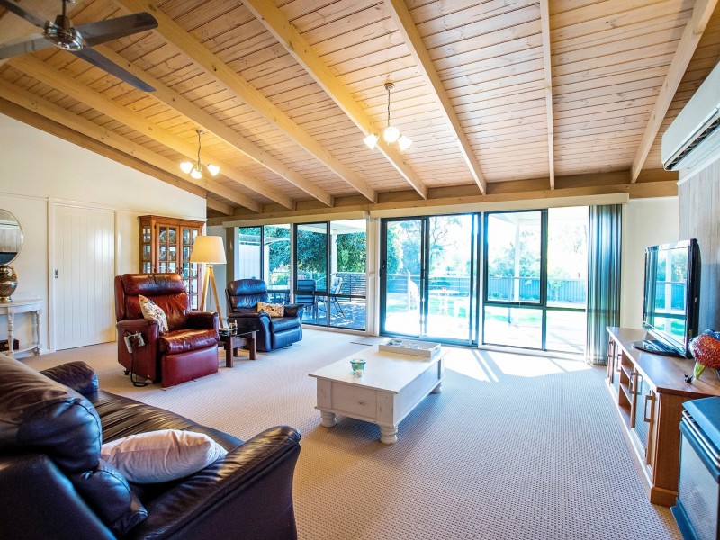 1 Bridge Road, Rochester VIC 3561