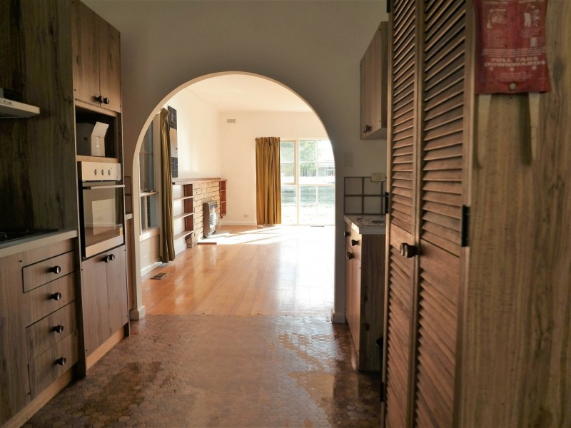 73 Victoria Street, Rochester VIC 3561