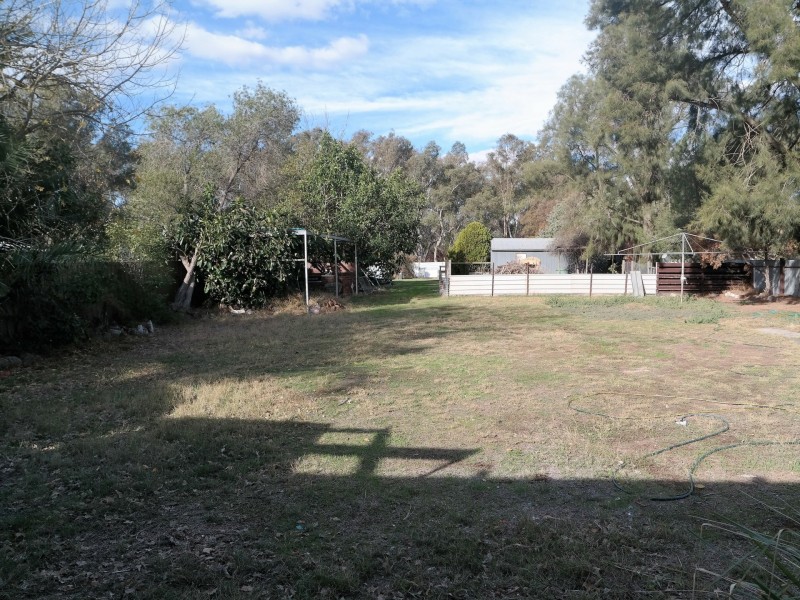 73 Victoria Street, Rochester VIC 3561