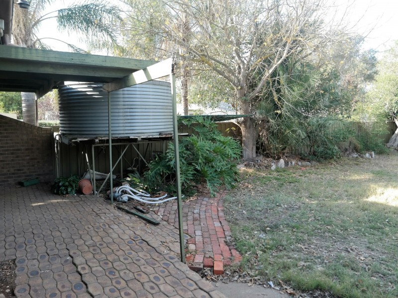 73 Victoria Street, Rochester VIC 3561