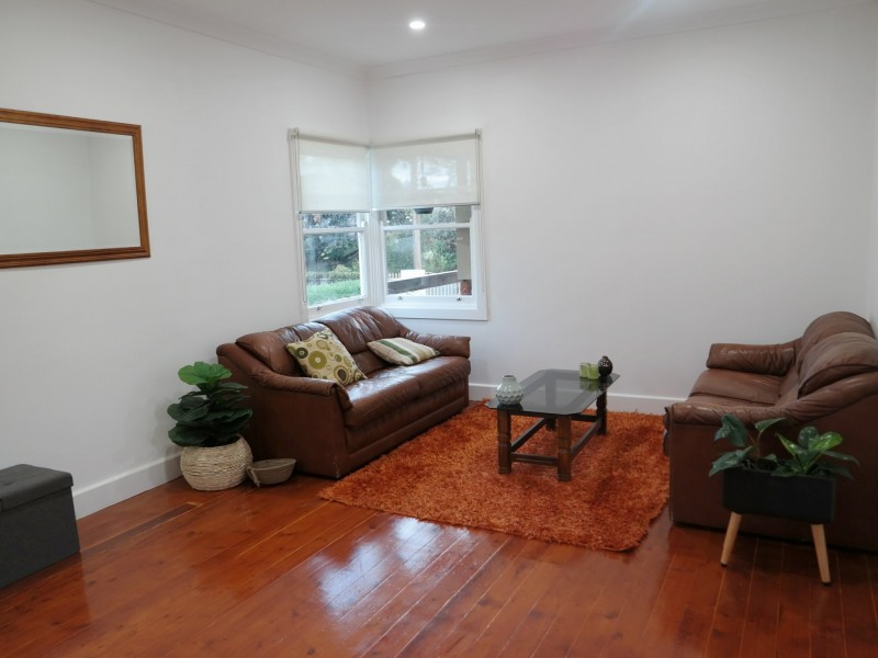 11 Hart Street, Rochester VIC 3561