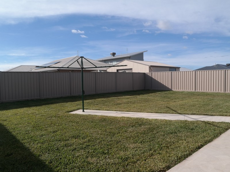 12 Yakoa Natya Avenue, Echuca VIC 3564
