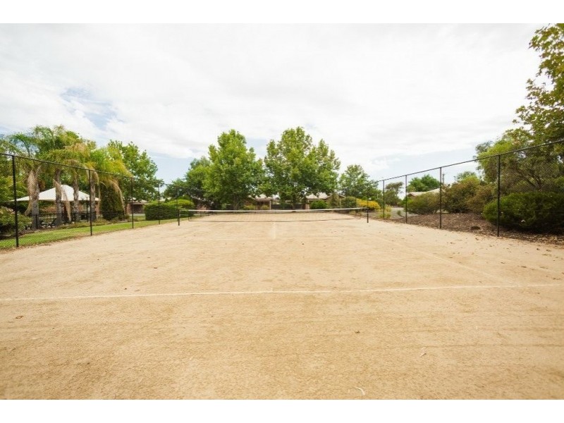 Unit 4/55 Perricoota Road, Moama NSW 2731