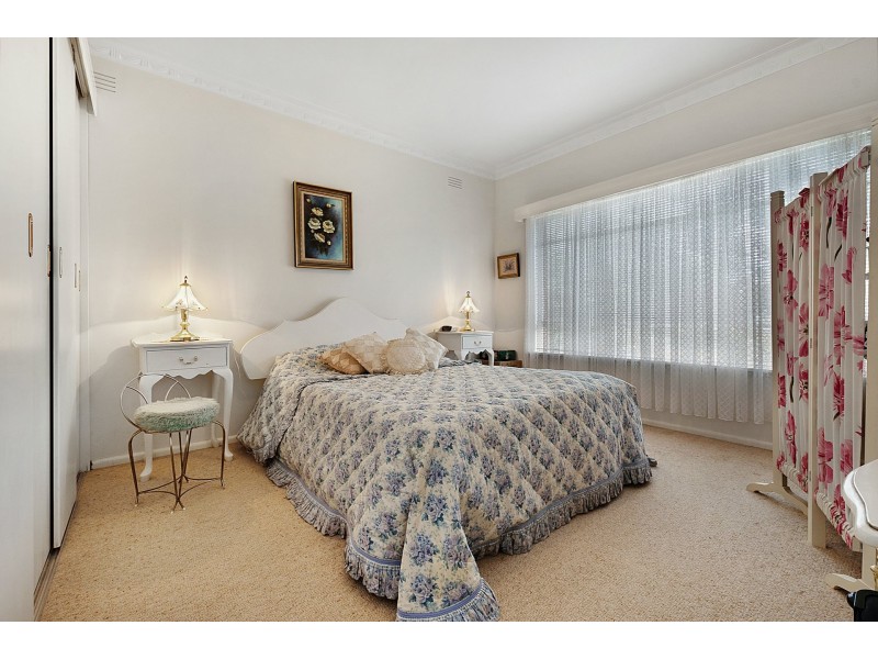 61 Lowry Street, Rochester VIC 3561