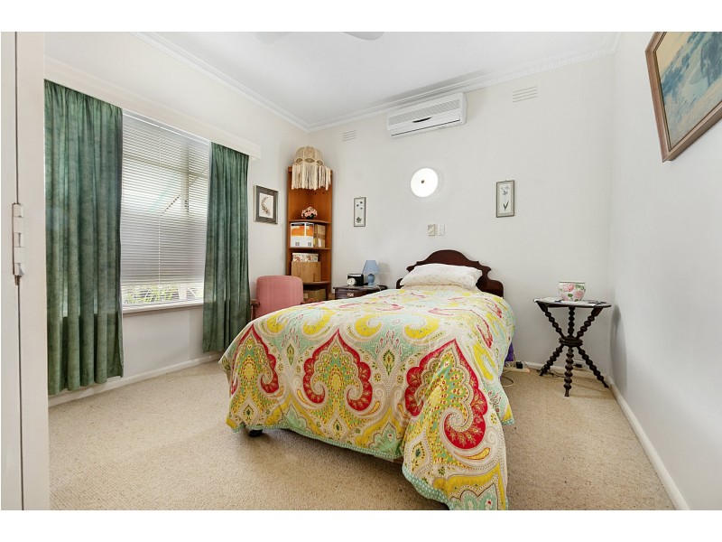 61 Lowry Street, Rochester VIC 3561