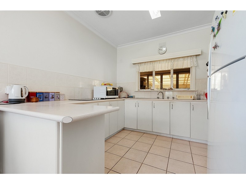 61 Lowry Street, Rochester VIC 3561