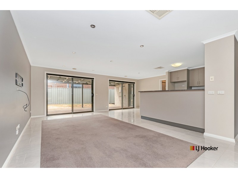 12 Sunset Avenue, Echuca VIC 3564