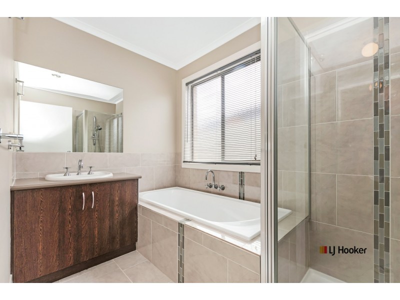12 Sunset Avenue, Echuca VIC 3564