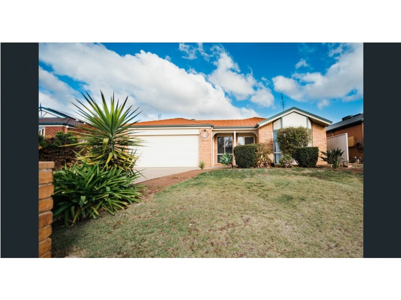 10 Sunrise Avenue, Moama NSW 2731